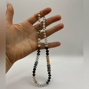 Beautiful stone necklace, sparkly necklace, neutral necklace